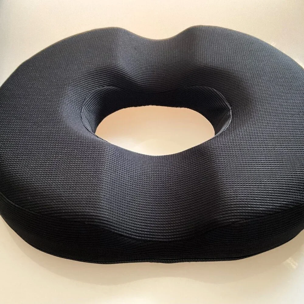 NEW 5 STAR UNITED DONUT PILLOW UNISEX